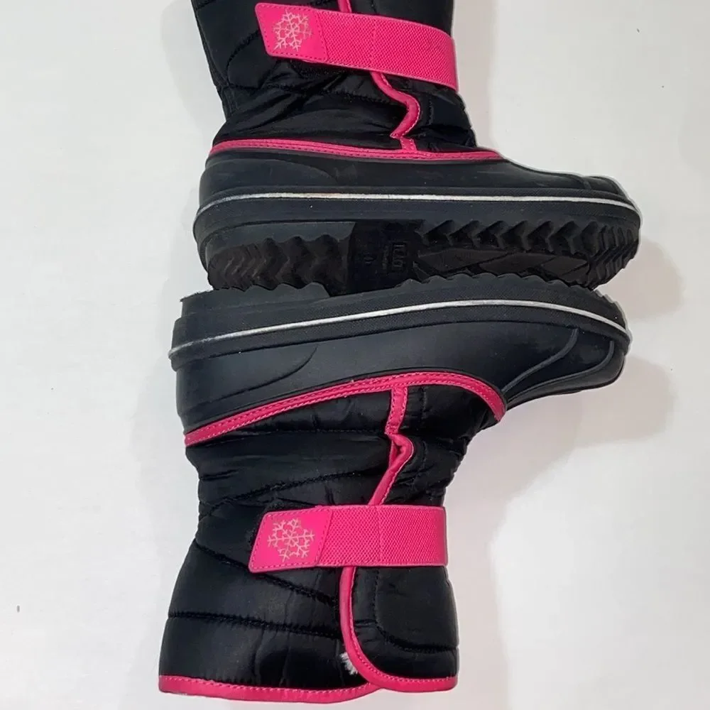 Place Black Pink Girl Snow Boots Size 4